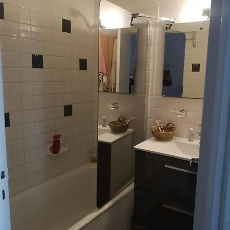 Foux D'allos, De 27m2 En Centre-ville, Plein Sud Avec Balcon Equipe Ла-Фу